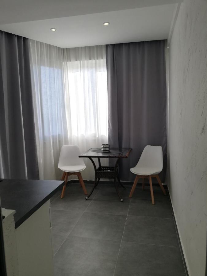 Apartmani Zoran Bilic プロマイナ エクステリア 写真